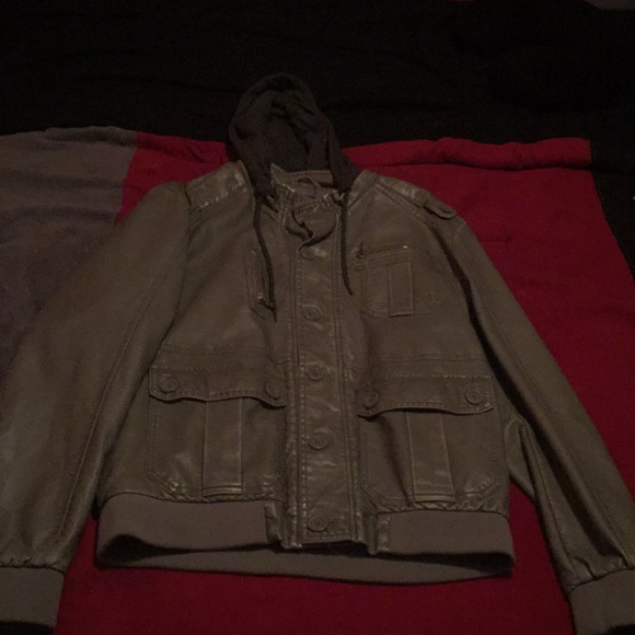 Button leather jacket with hoody - Picture 1 of 7